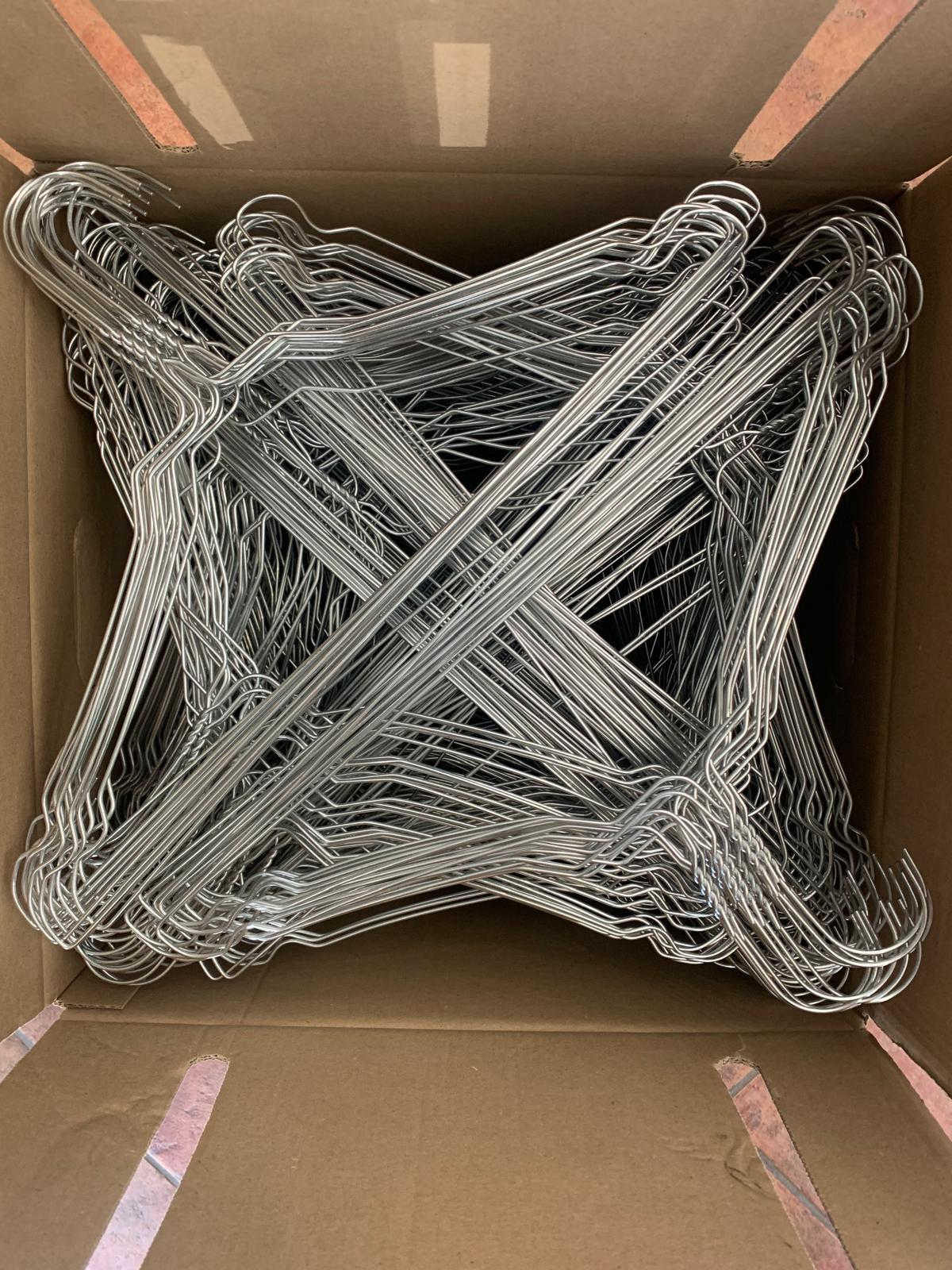 Kleiderbügel verzinkt 2,1 mm, mit Rocknarbe